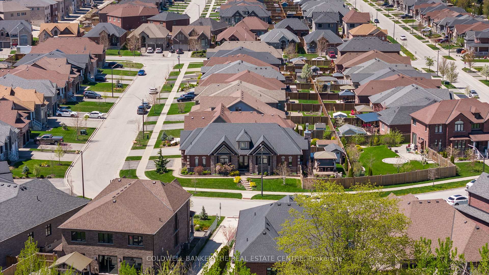 Photo 31 of 1076 Ralston Loop, Innisfil, Alcona — HOMEH