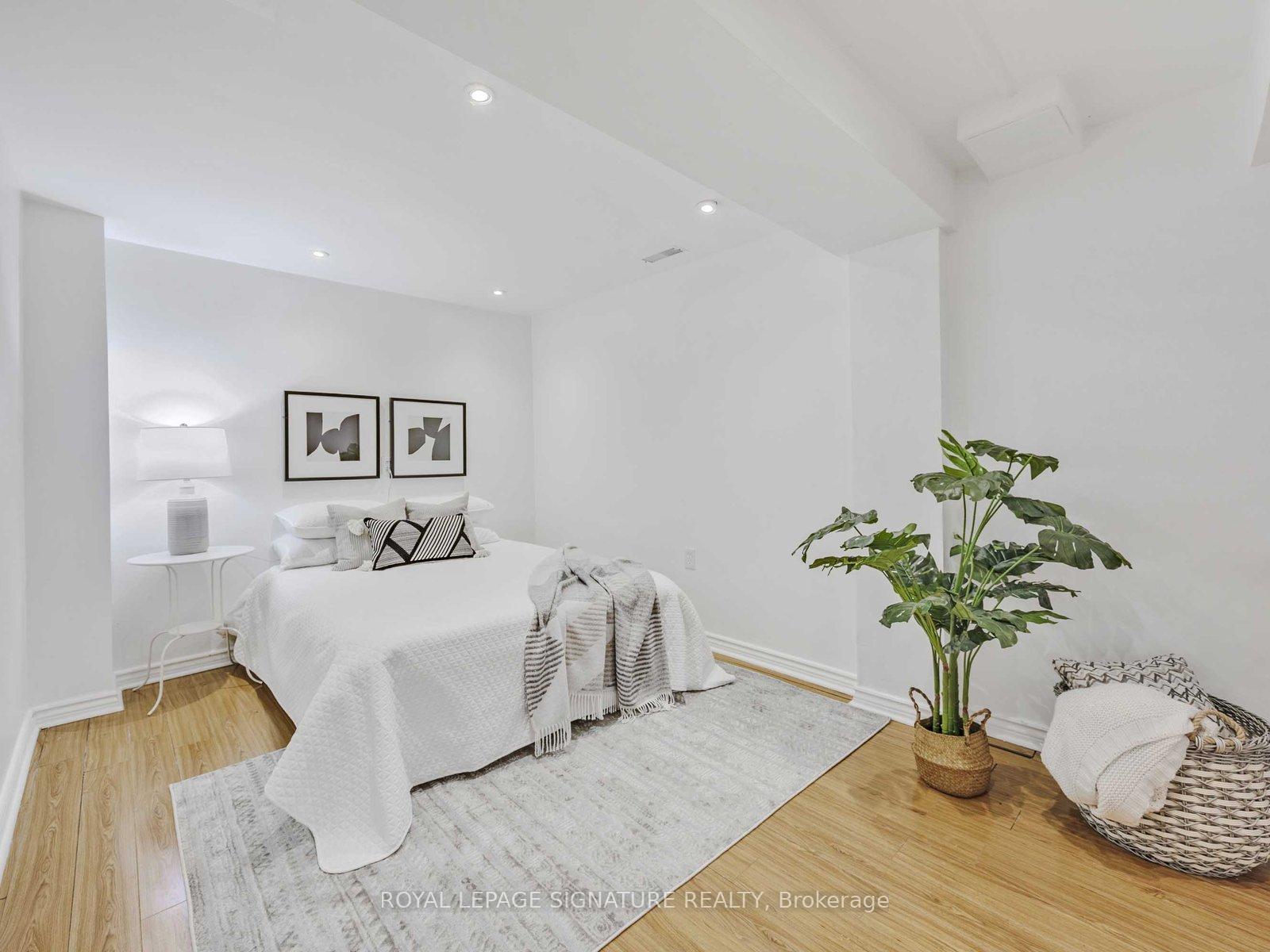 Photo 11 of 13 Trailsbrook Terrace, Markham, Wismer — HOMEH