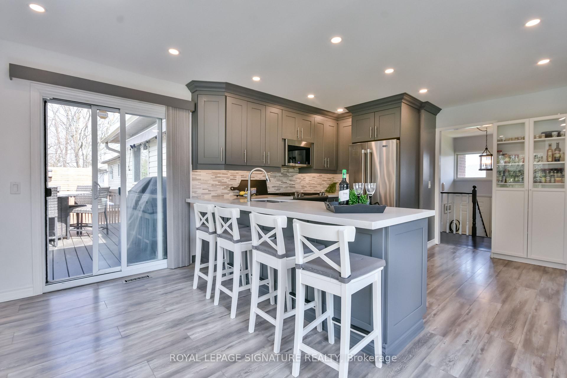 Photo 8 of 12 Frontier Avenue, Orillia — HOMEH