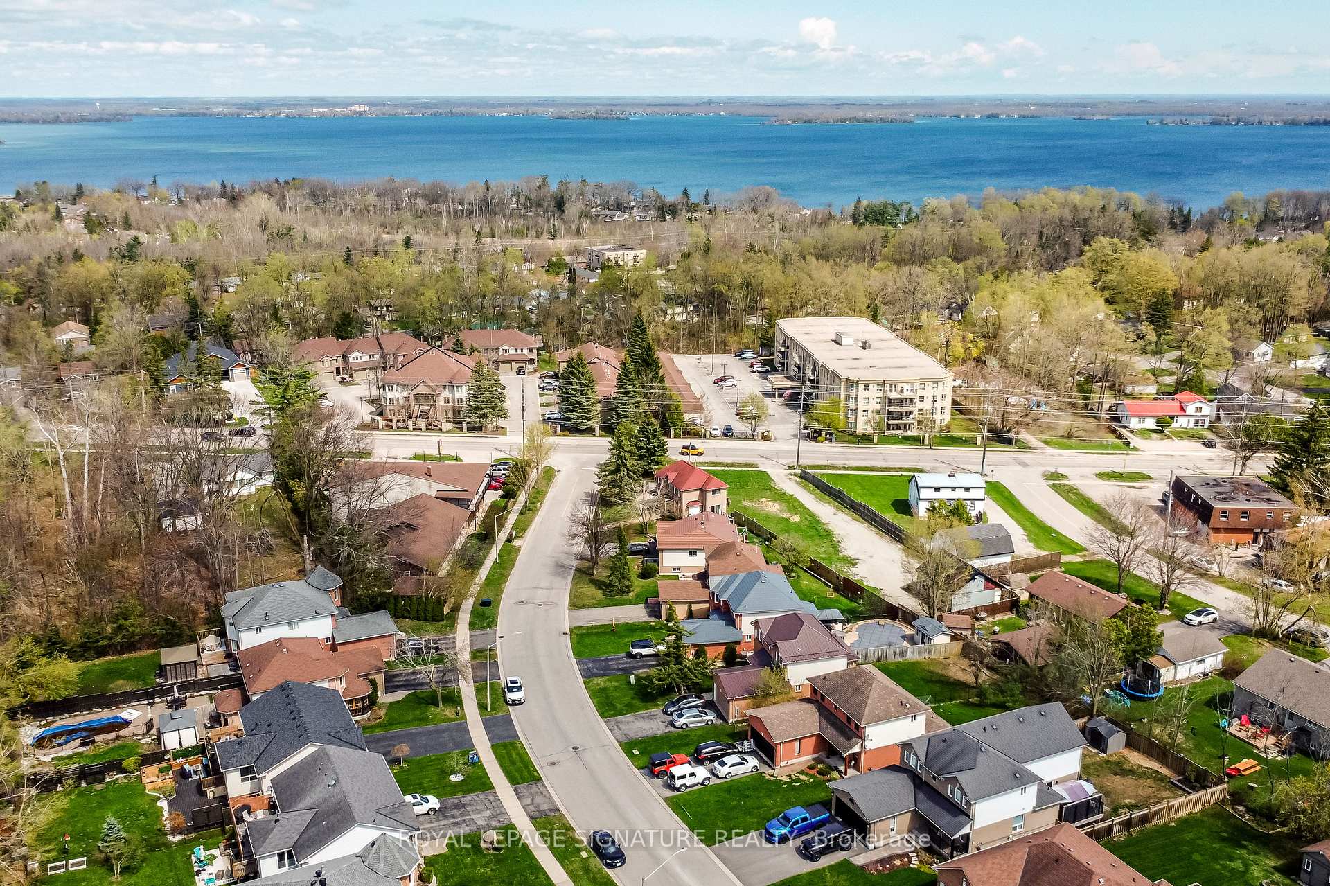 Photo 50 of 12 Frontier Avenue, Orillia — HOMEH
