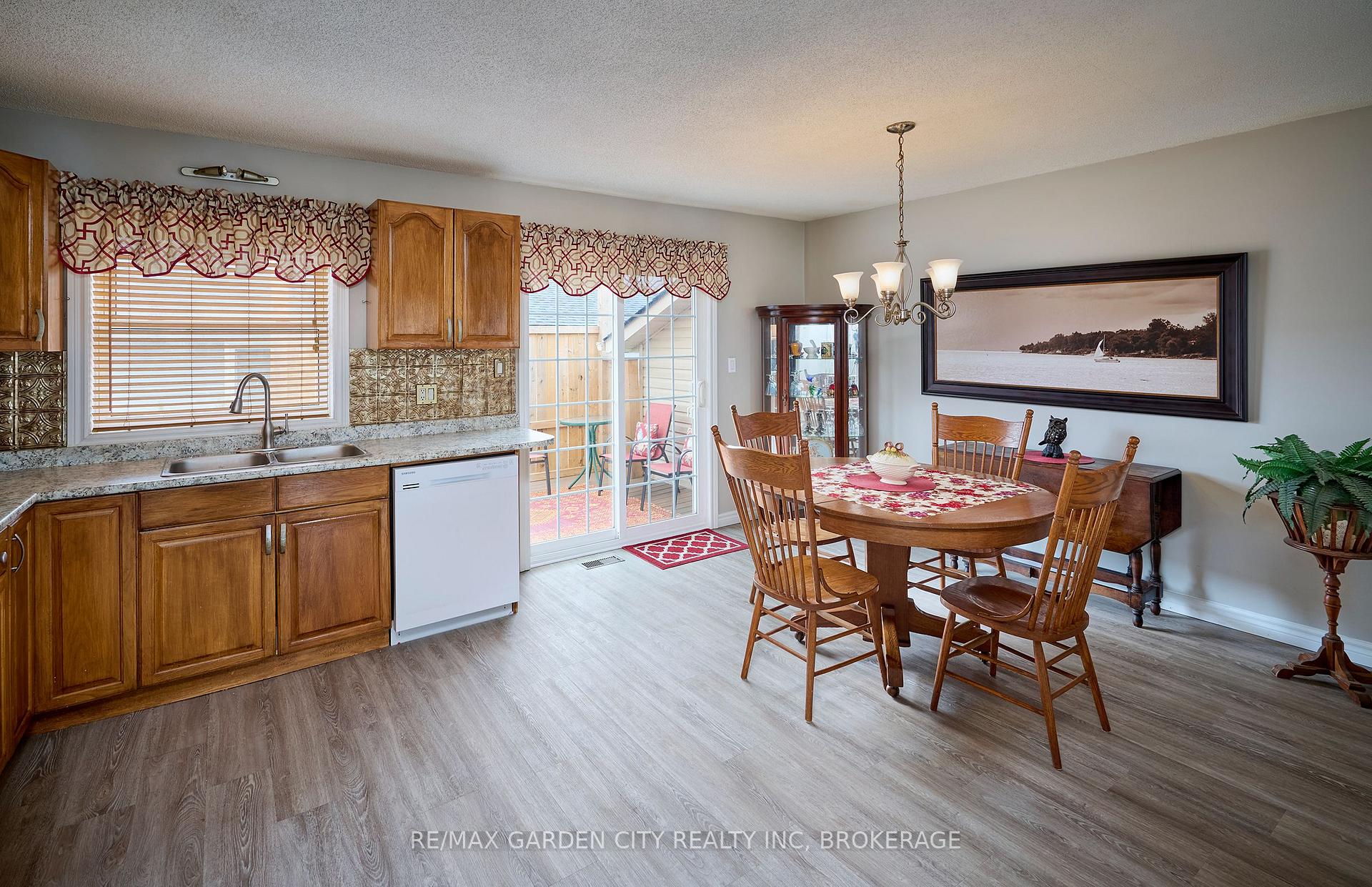 Photo 14 of 55 Apollo Drive, Port Colborne, Main Street — HOMEH