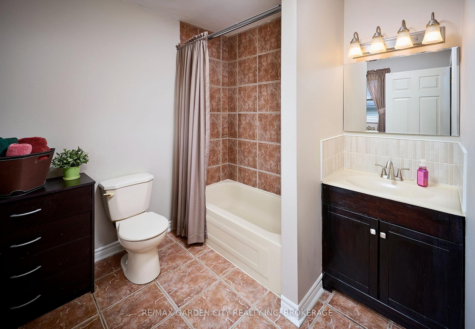 Photo 5 of 55 Apollo Drive, Port Colborne, Main Street — HOMEH