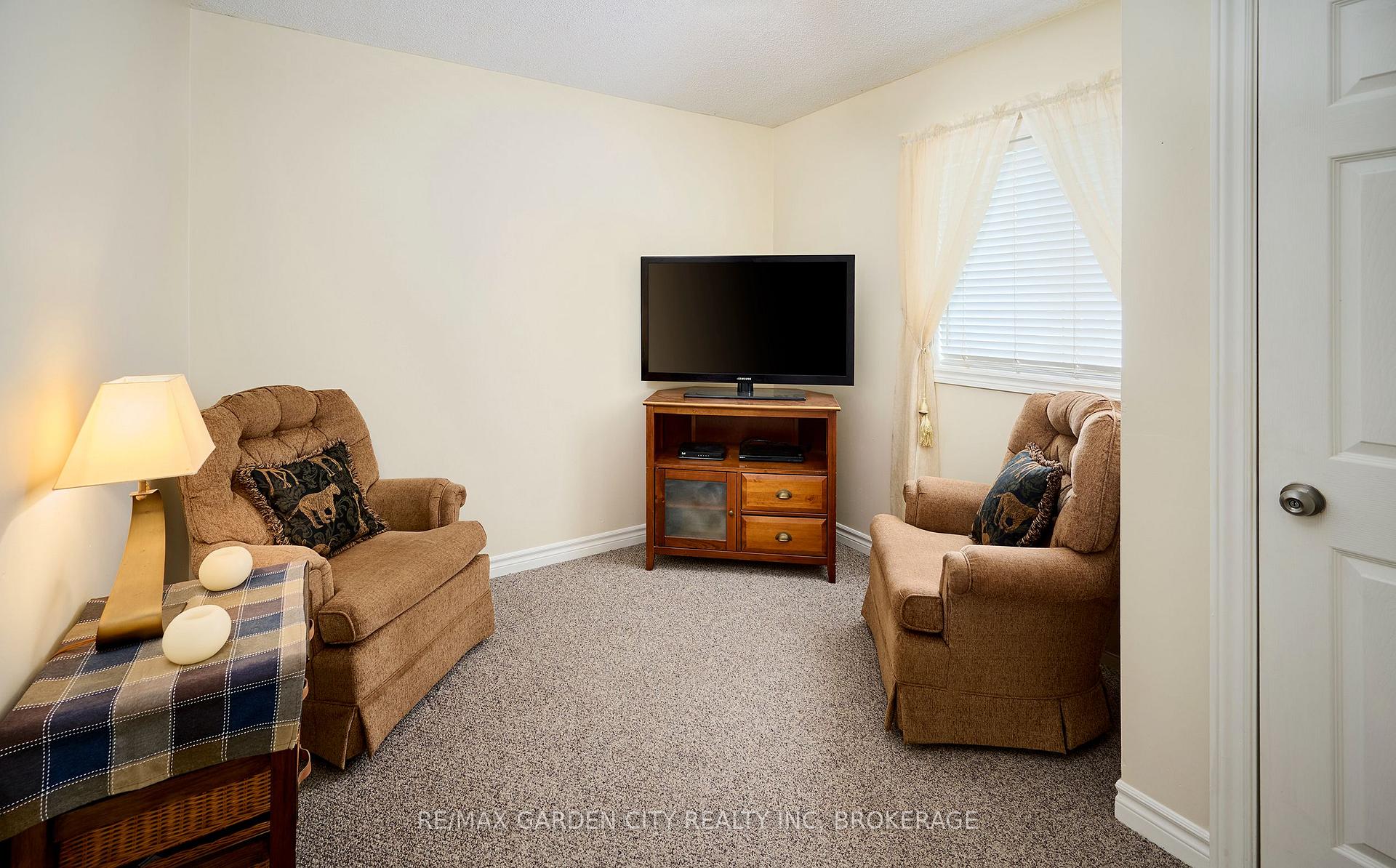Photo 11 of 55 Apollo Drive, Port Colborne, Main Street — HOMEH