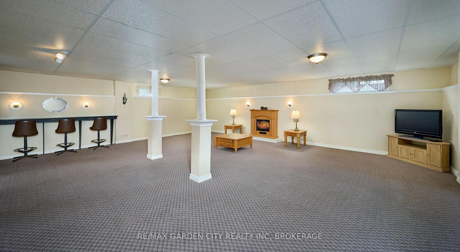 Photo 16 of 55 Apollo Drive, Port Colborne, Main Street — HOMEH