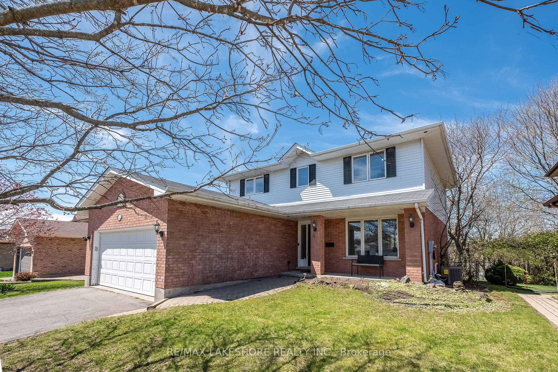 Photo 7 of 12 Fleming Road, Quinte West — HOMEH