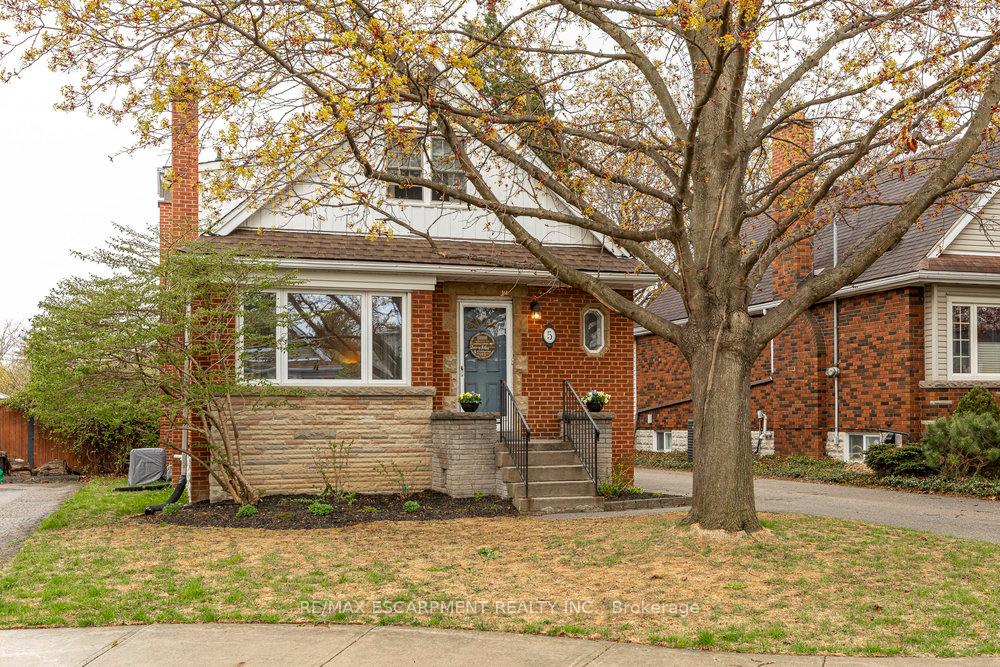 Photo 1 of 5 Bettina Avenue, Hamilton, Rosedale — HOMEH
