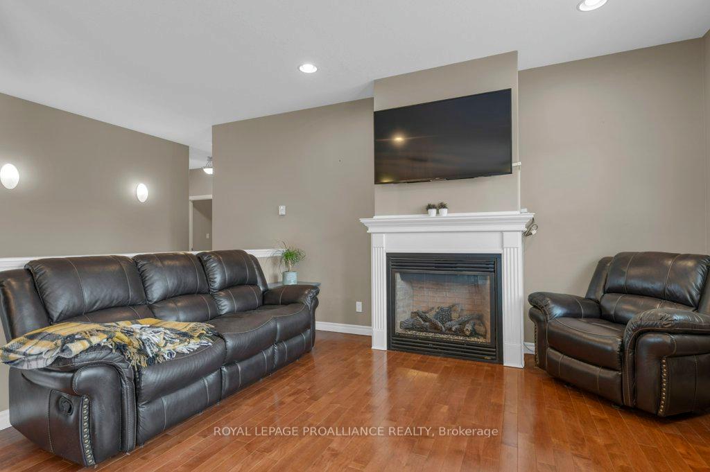 Photo 30 of 30 Cooke Court, Belleville — HOMEH