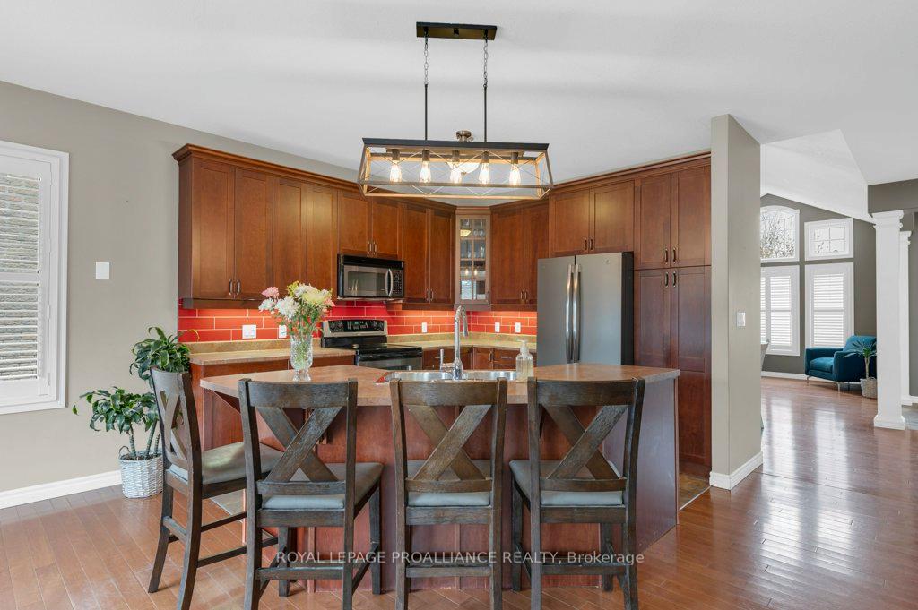 Photo 14 of 30 Cooke Court, Belleville — HOMEH