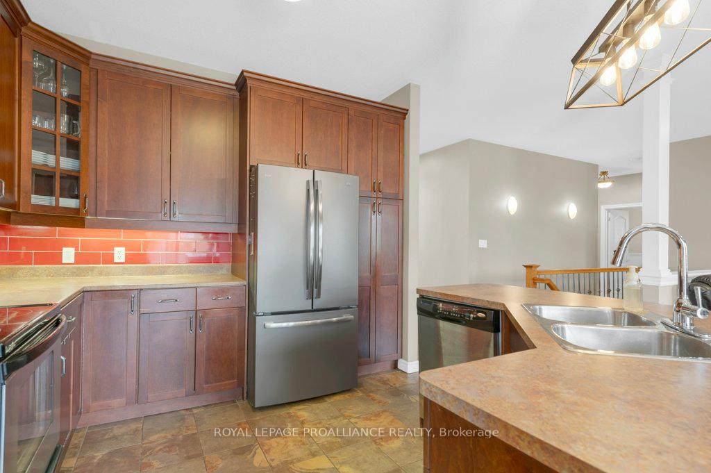 Photo 27 of 30 Cooke Court, Belleville — HOMEH