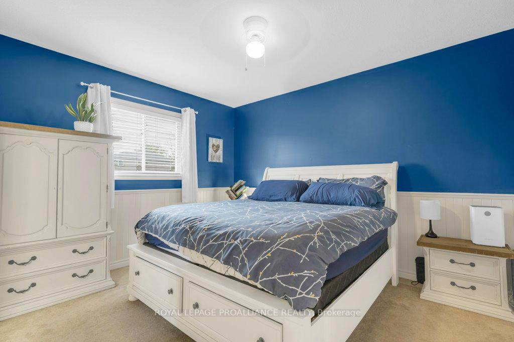 Photo 13 of 30 Cooke Court, Belleville — HOMEH