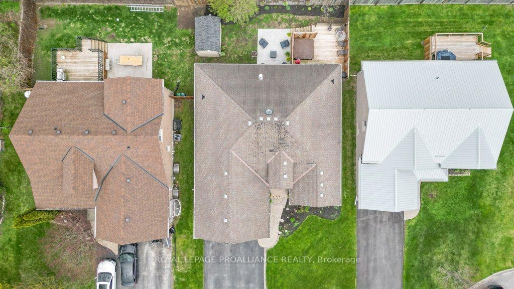 Photo 37 of 30 Cooke Court, Belleville — HOMEH
