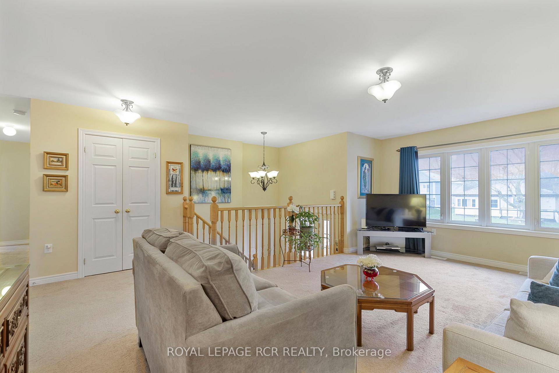 Photo 5 of 835 Norval Road, Georgina, Historic Lakeshore Communities — HOMEH