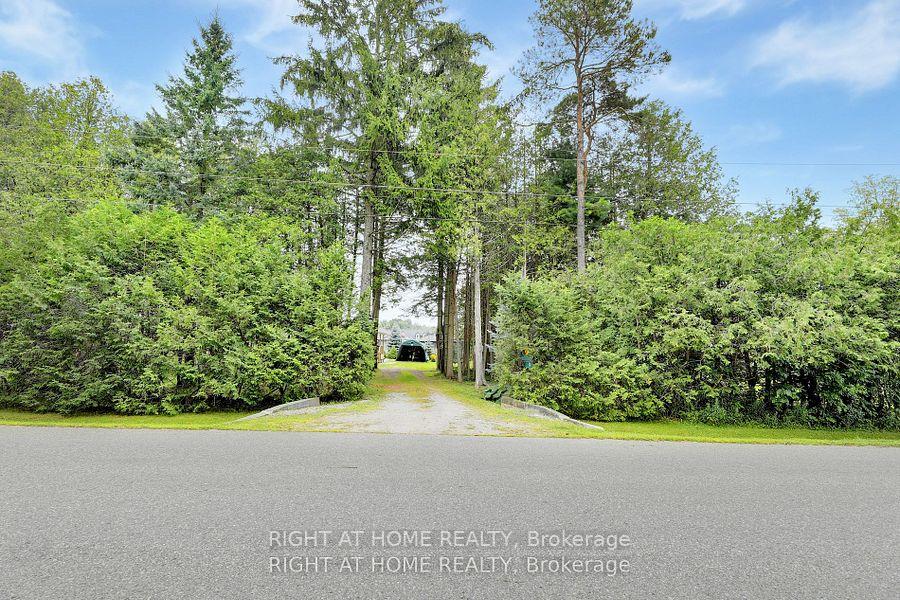 Photo 10 of 11 Sokil Boulevard, Oro-Medonte, Hawkestone — HOMEH