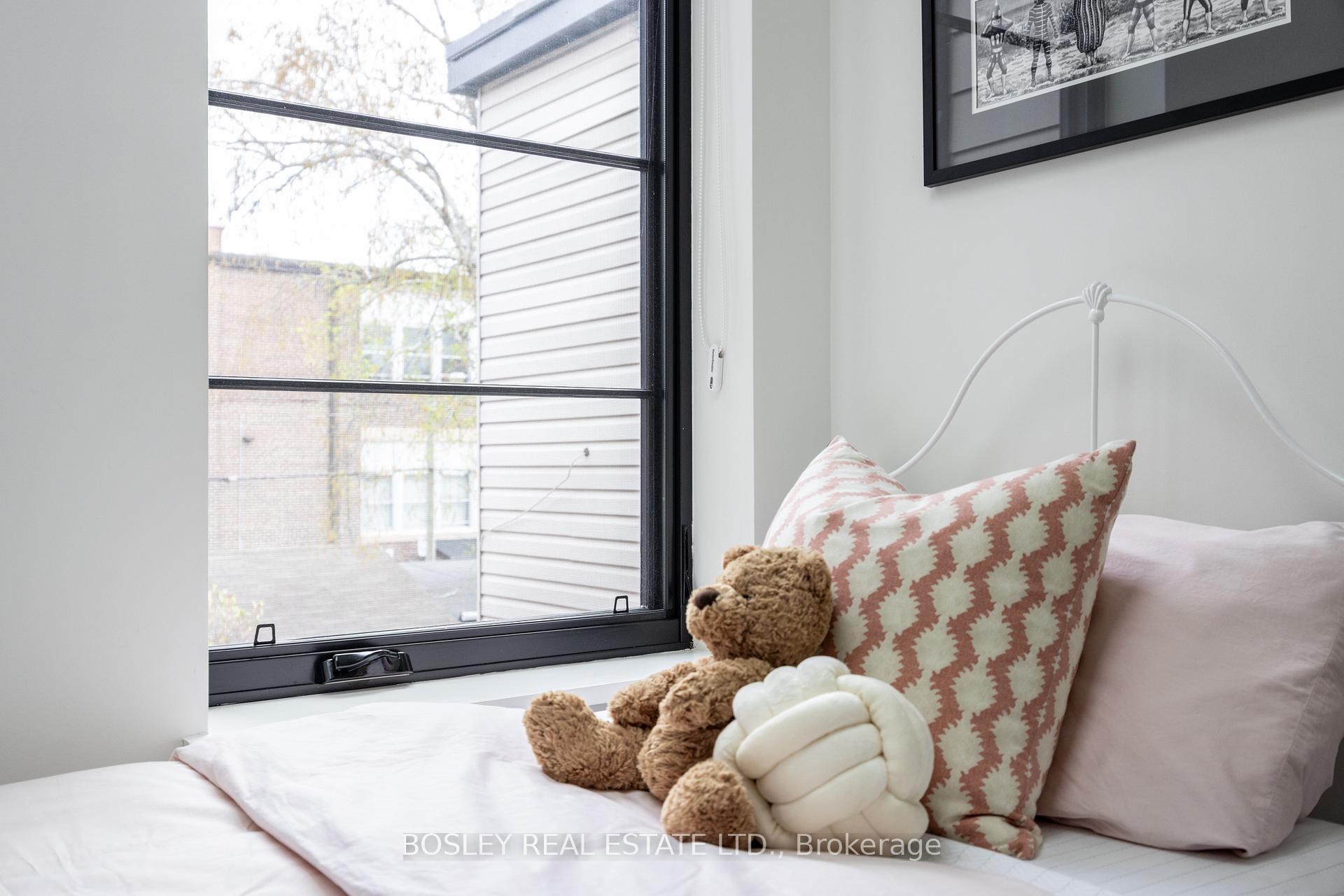 Photo 20 of 17 Fenwick Avenue, Toronto, North Riverdale — HOMEH