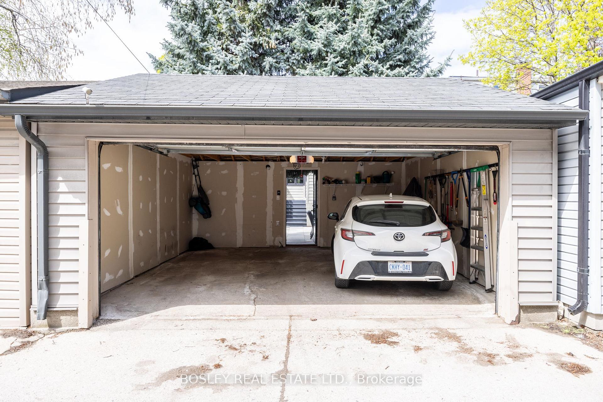 Photo 37 of 17 Fenwick Avenue, Toronto, North Riverdale — HOMEH