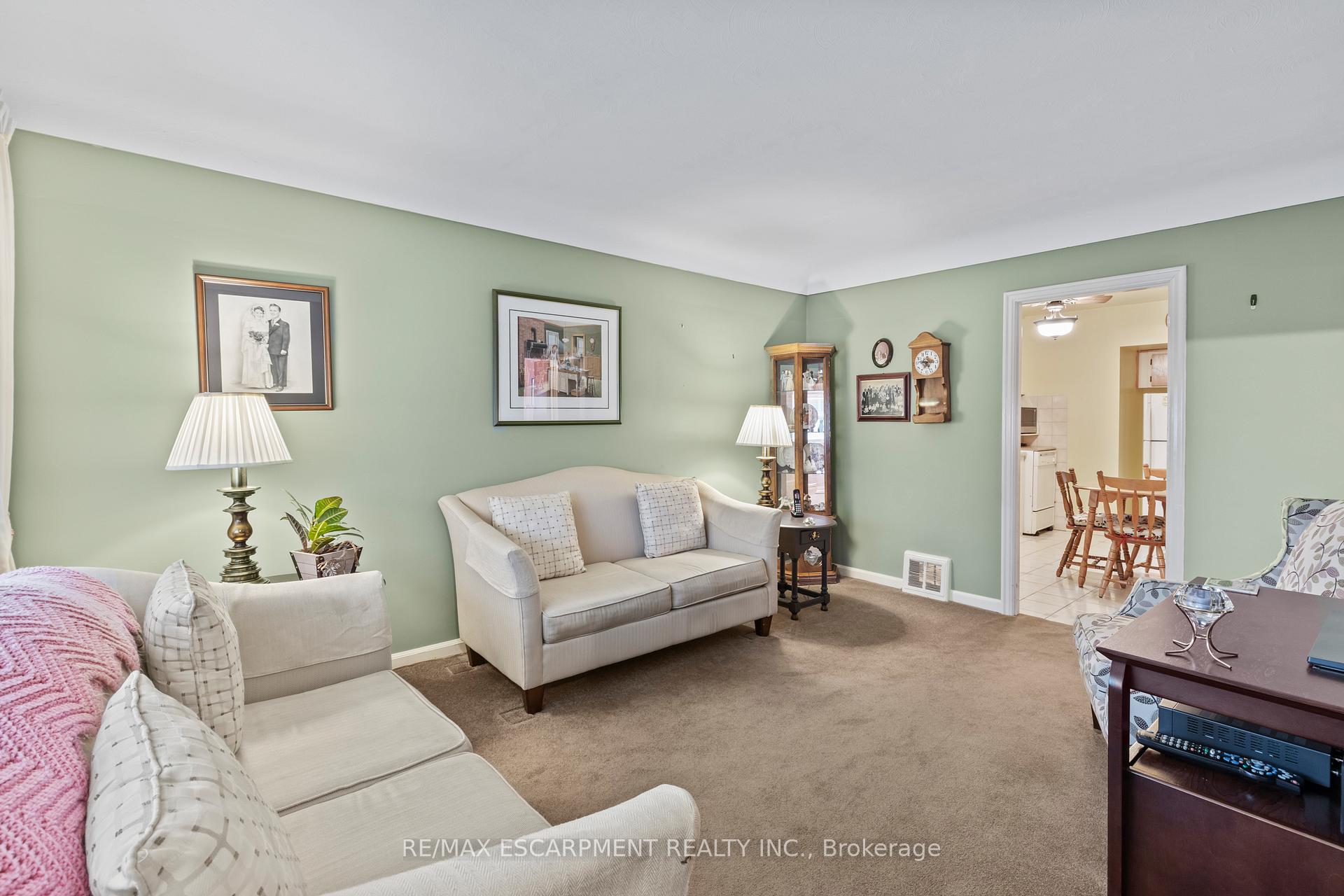 Photo 9 of 171 Cochrane Road, Hamilton, Bartonville — HOMEH
