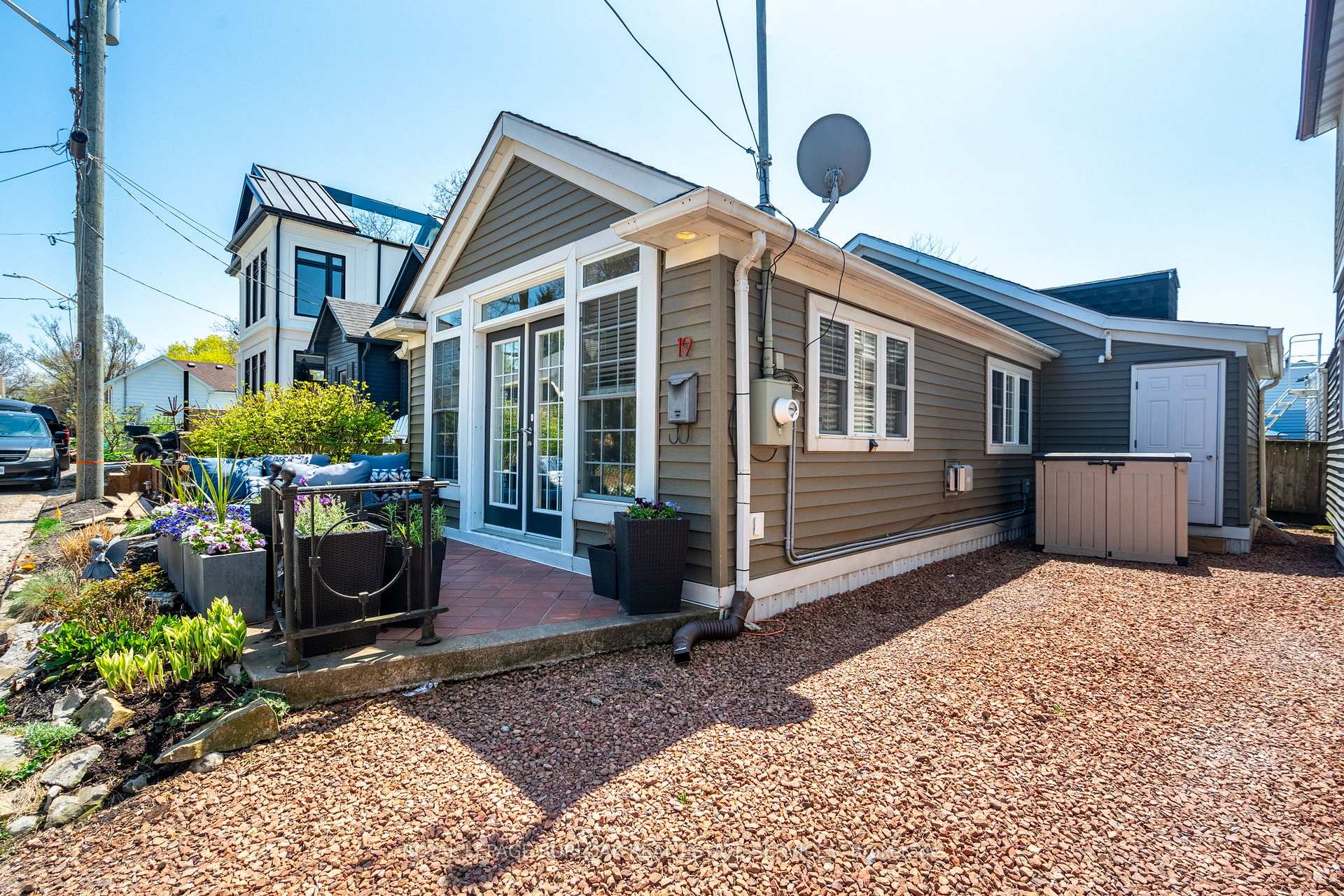 Photo 16 of 19 Considine Avenue, St. Catharines, Port Dalhousie — HOMEH