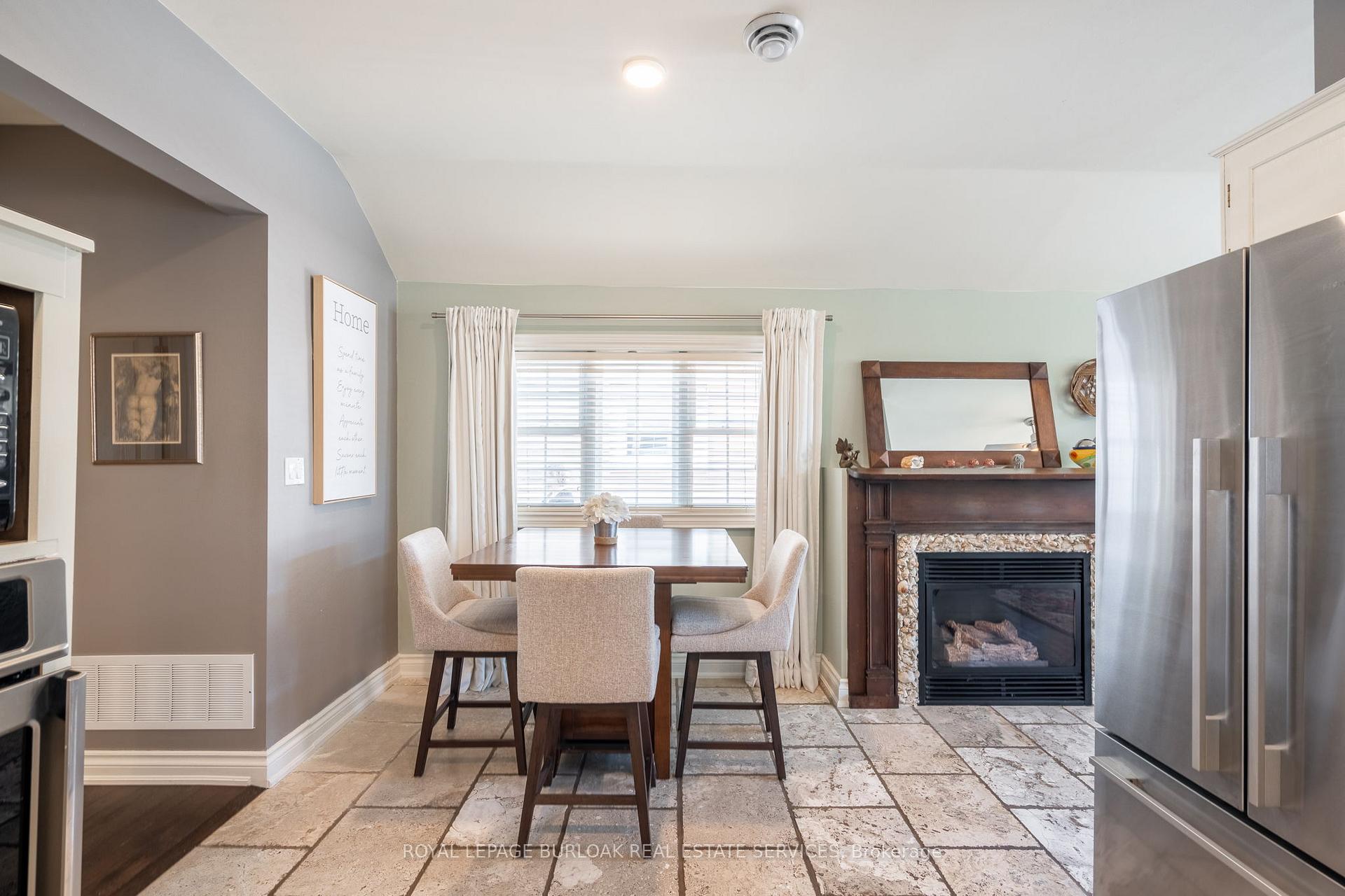 Photo 25 of 19 Considine Avenue, St. Catharines, Port Dalhousie — HOMEH