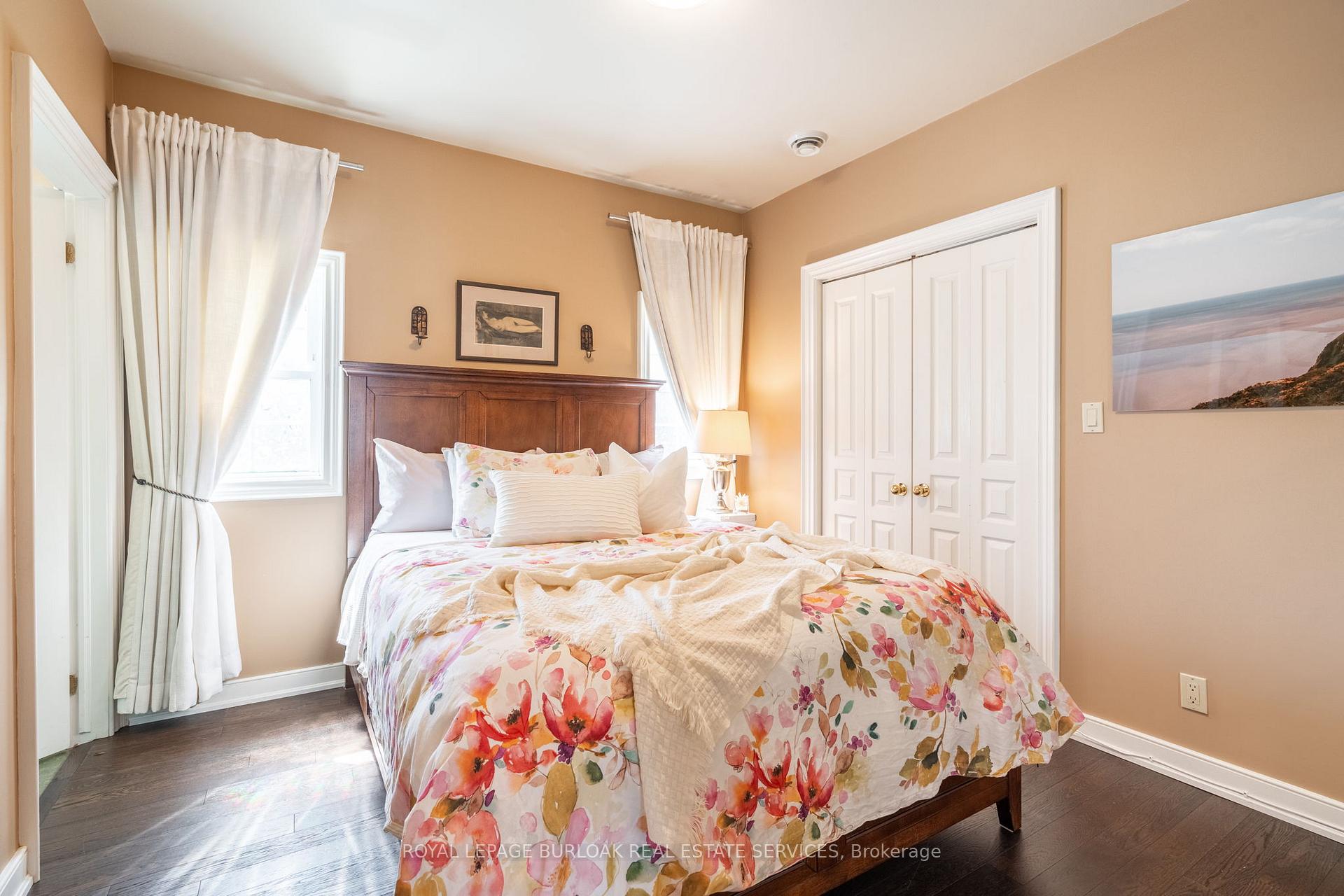 Photo 13 of 19 Considine Avenue, St. Catharines, Port Dalhousie — HOMEH