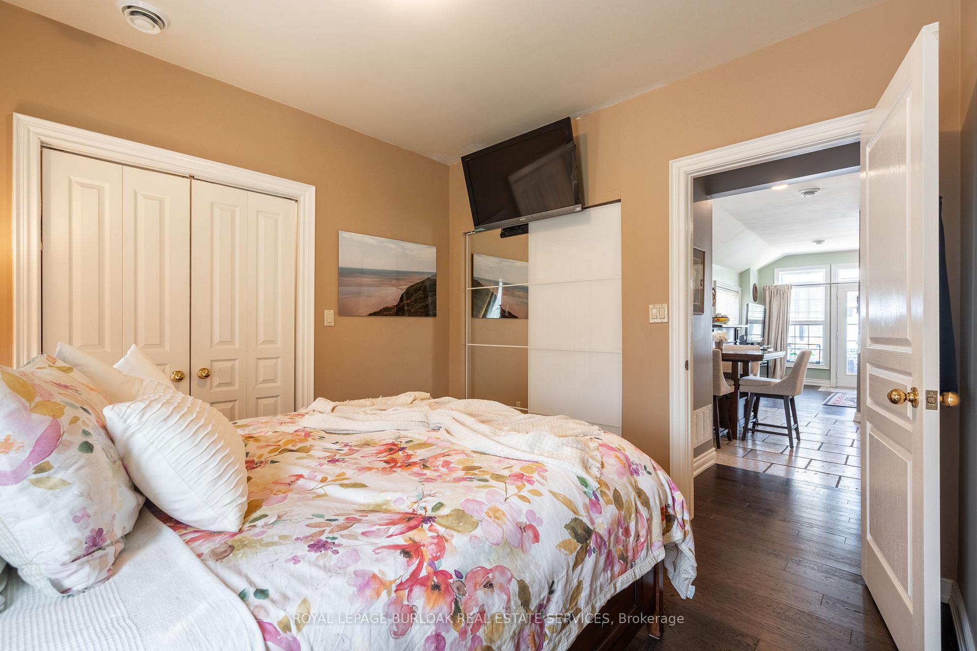 Photo 22 of 19 Considine Avenue, St. Catharines, Port Dalhousie — HOMEH