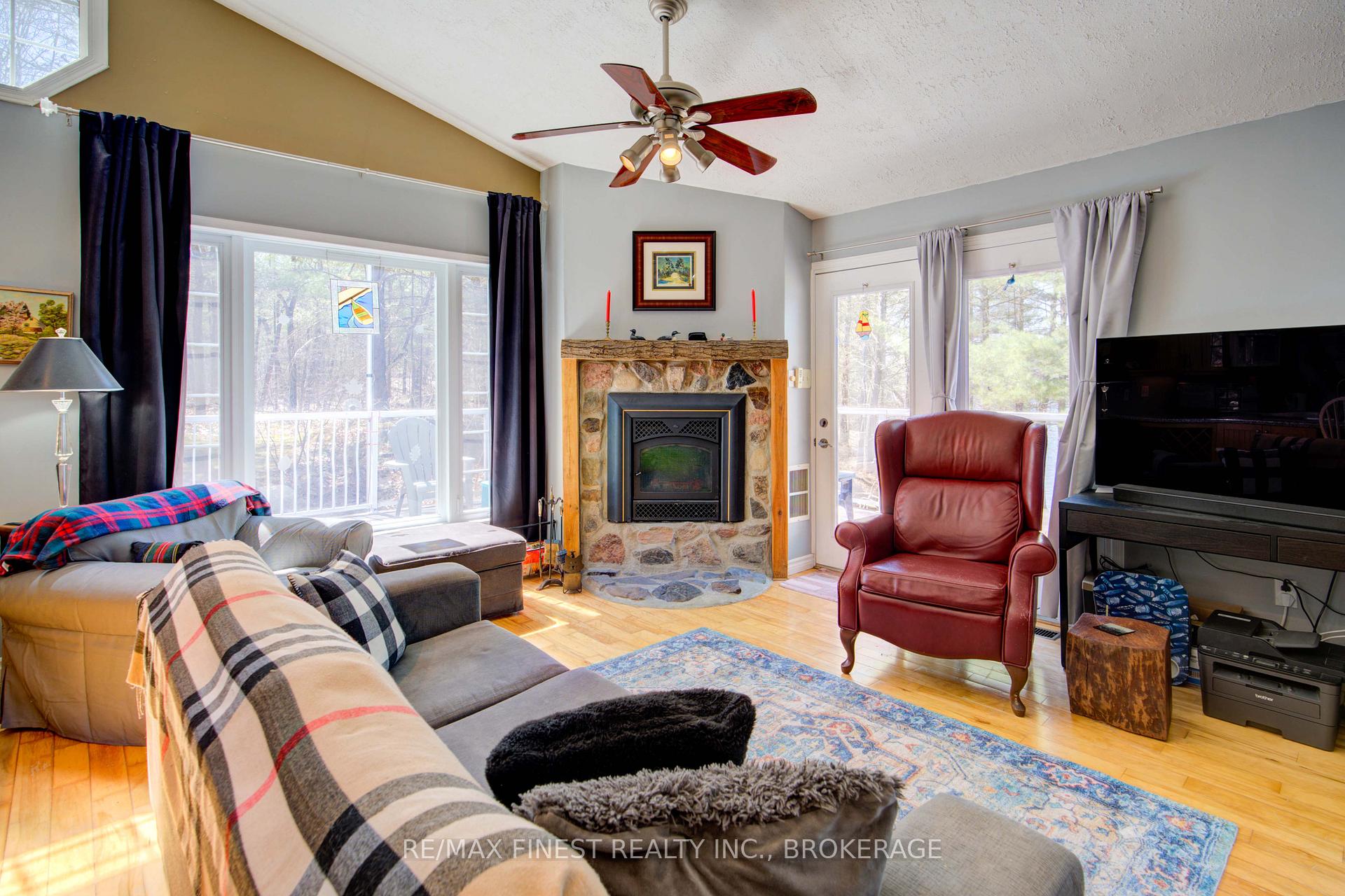 Photo 3 of 1395 Fifth Lake Road, Central Frontenac, Frontenac Centre — HOMEH