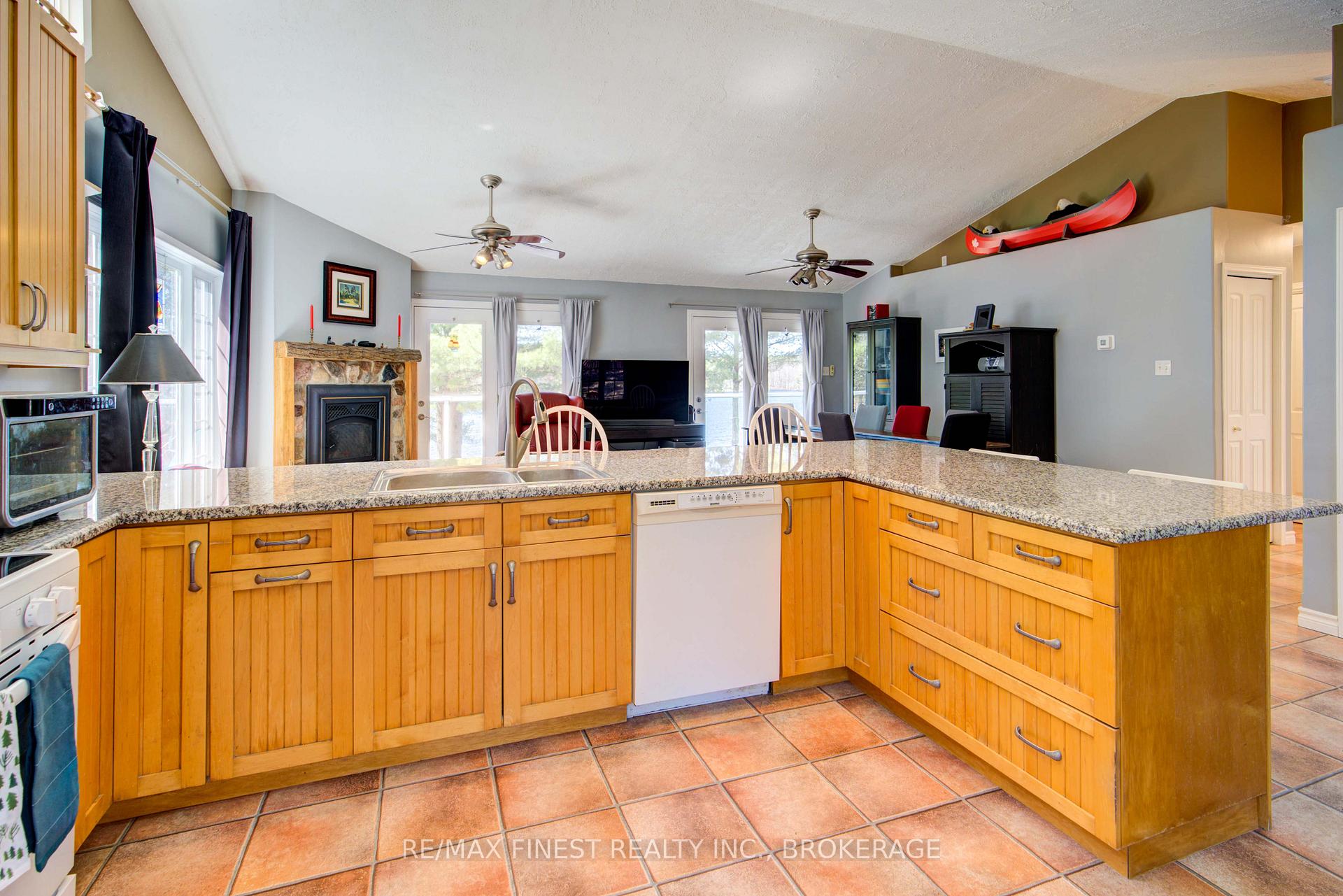 Photo 14 of 1395 Fifth Lake Road, Central Frontenac, Frontenac Centre — HOMEH