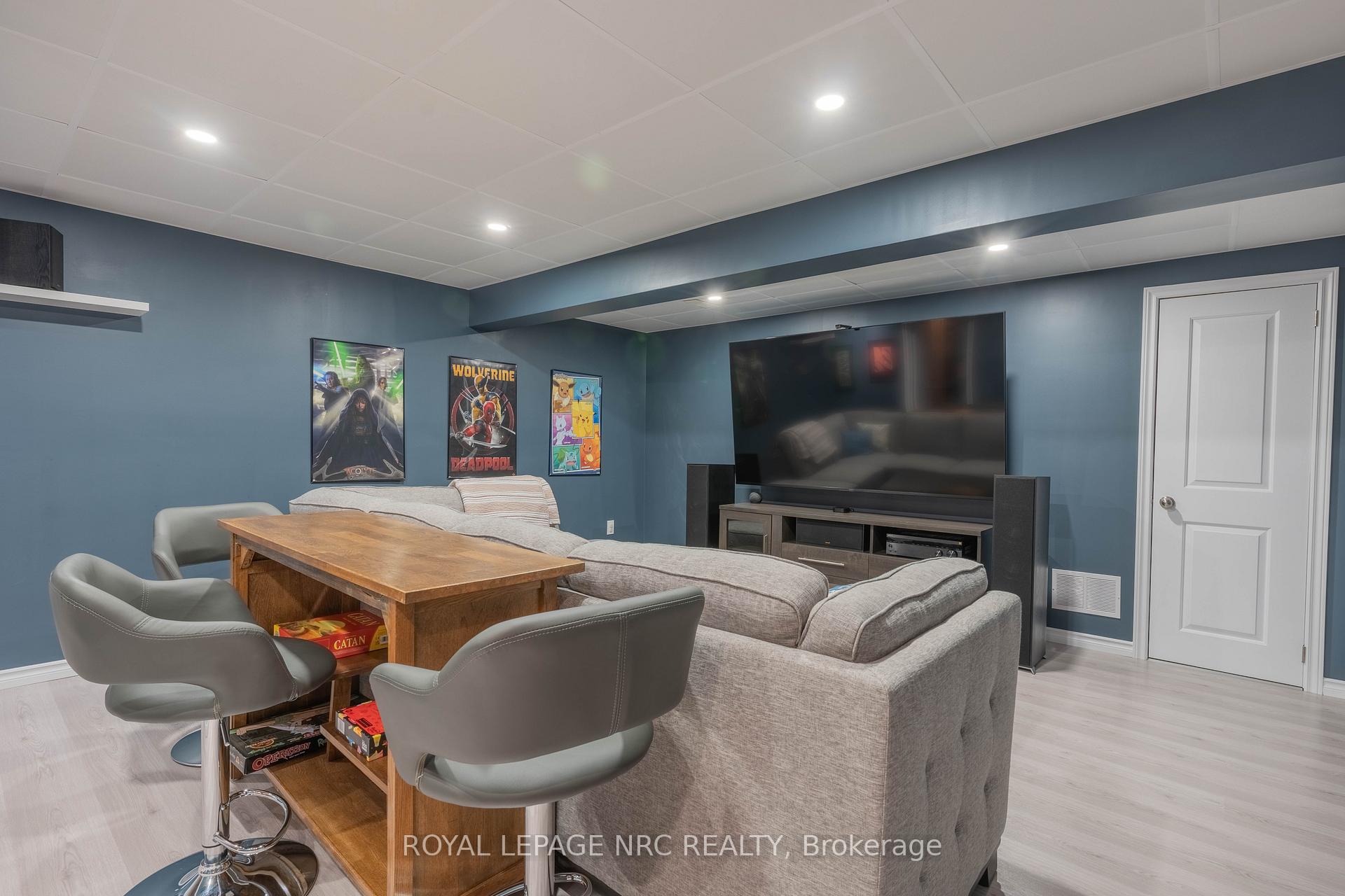 Photo 17 of 8956 Tristar Crescent, Niagara Falls, Chippawa — HOMEH