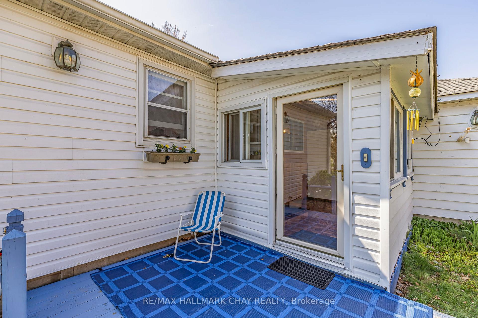 Photo 2 of 270 Hollywood Drive, Georgina, Keswick South — HOMEH