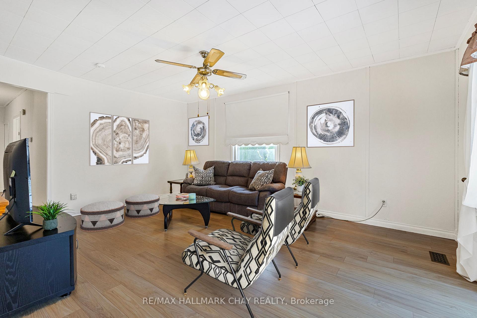 Photo 7 of 270 Hollywood Drive, Georgina, Keswick South — HOMEH
