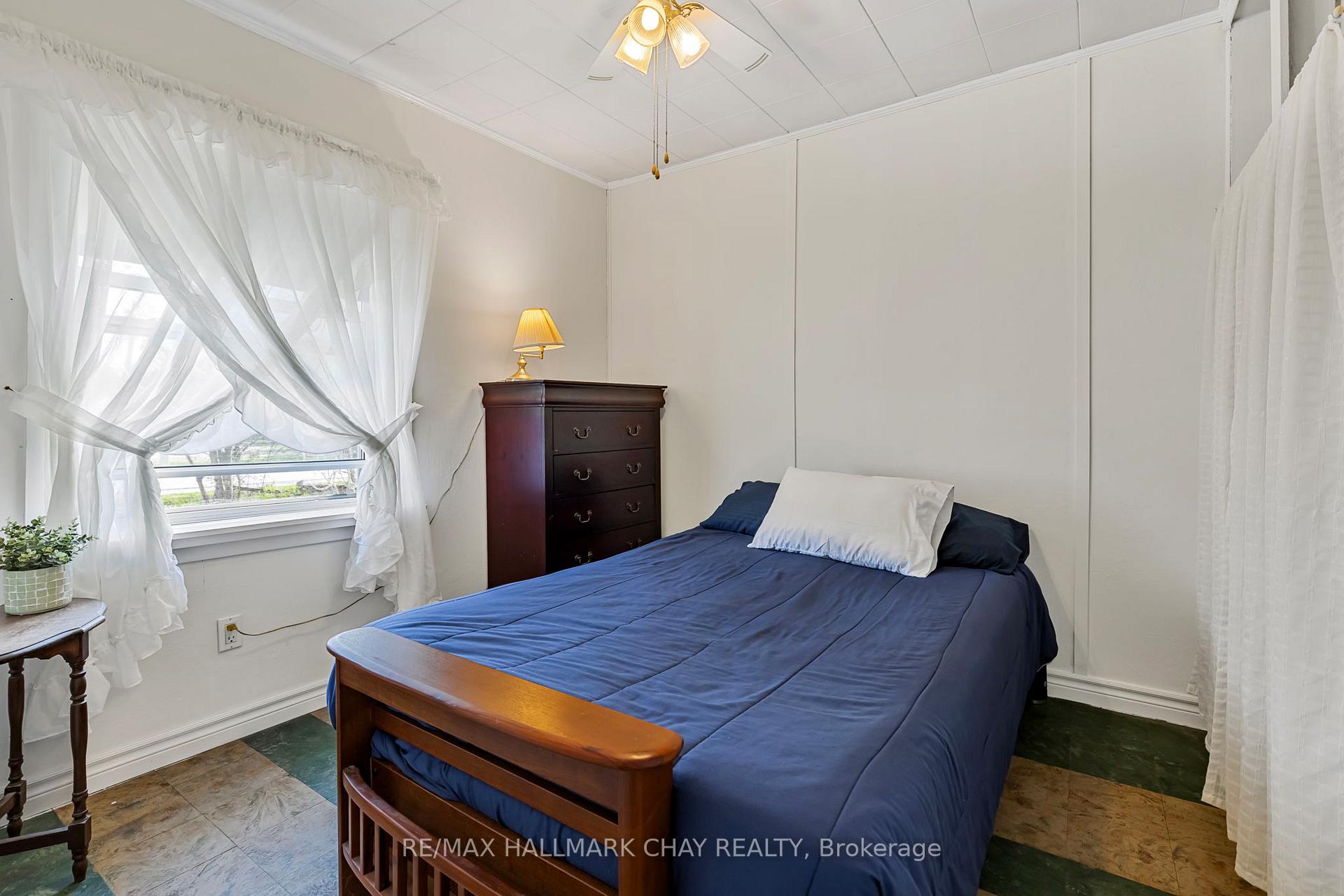 Photo 14 of 270 Hollywood Drive, Georgina, Keswick South — HOMEH