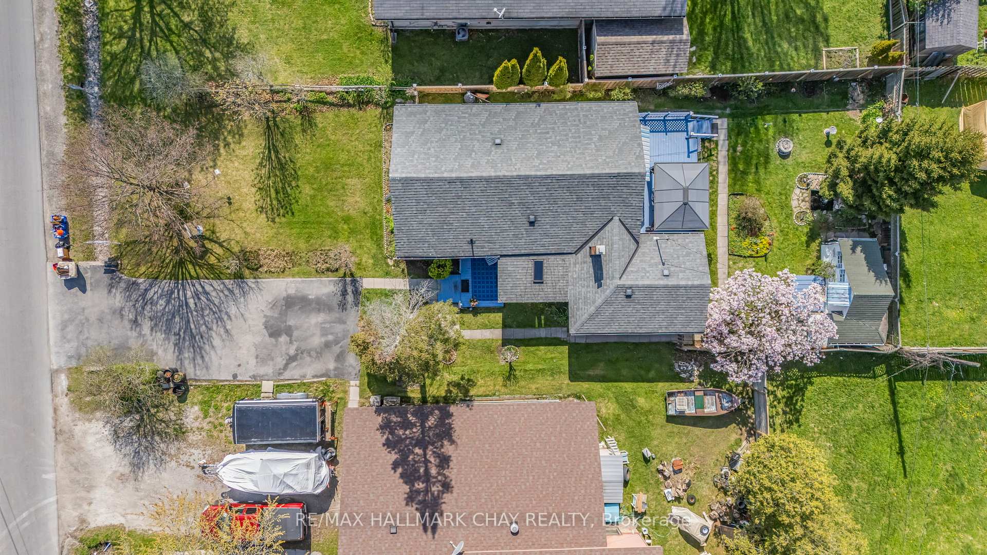Photo 13 of 270 Hollywood Drive, Georgina, Keswick South — HOMEH