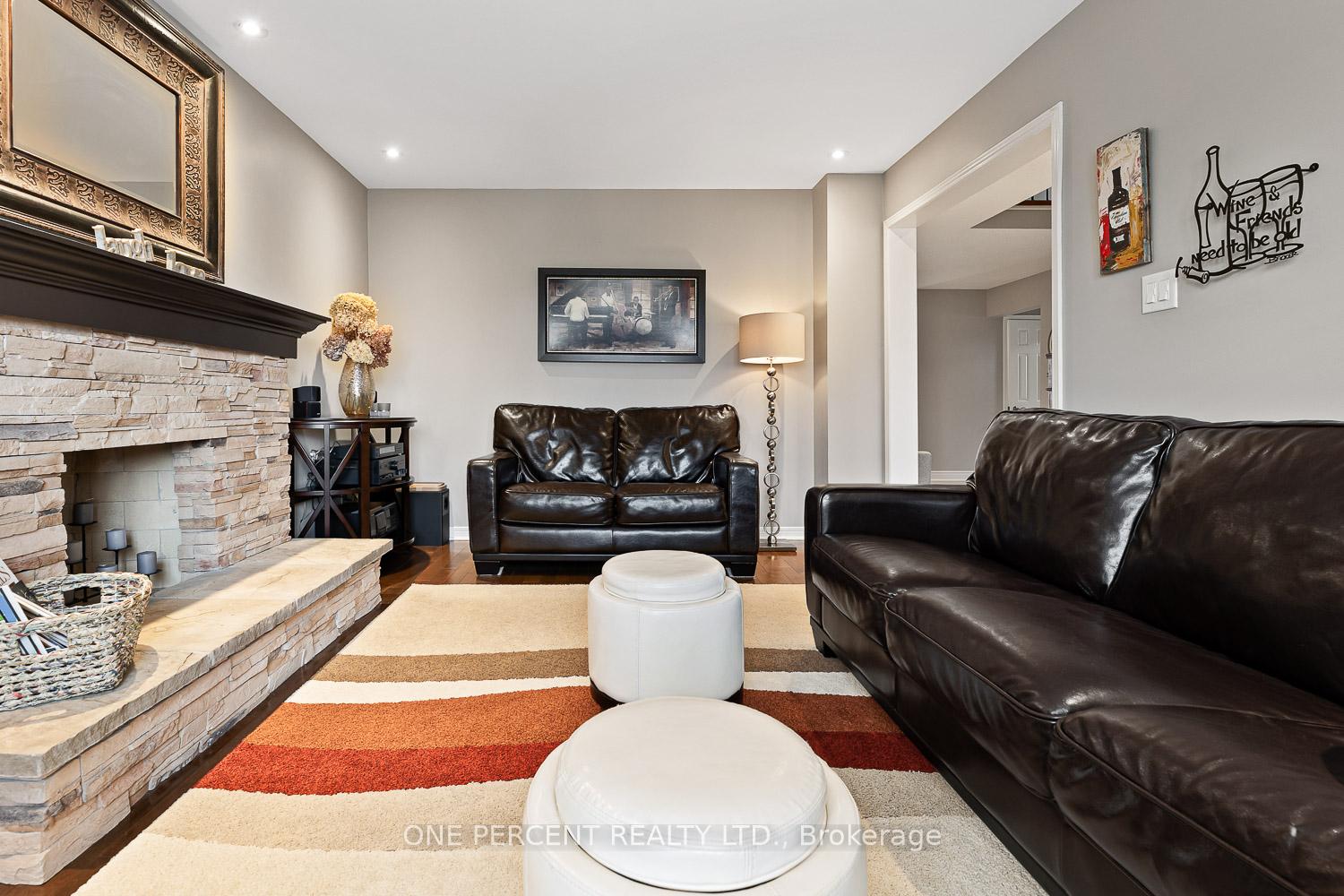 Photo 33 of 61 St. Michaels Crescent, Caledon, Bolton North — HOMEH