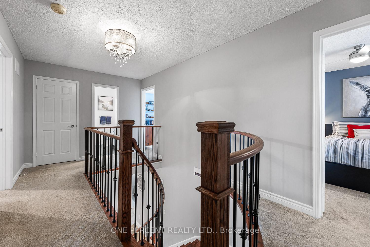 Photo 31 of 61 St. Michaels Crescent, Caledon, Bolton North — HOMEH