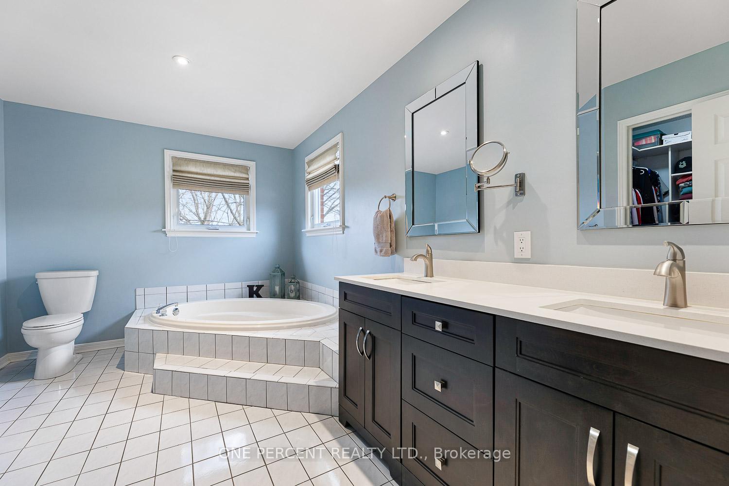 Photo 32 of 61 St. Michaels Crescent, Caledon, Bolton North — HOMEH
