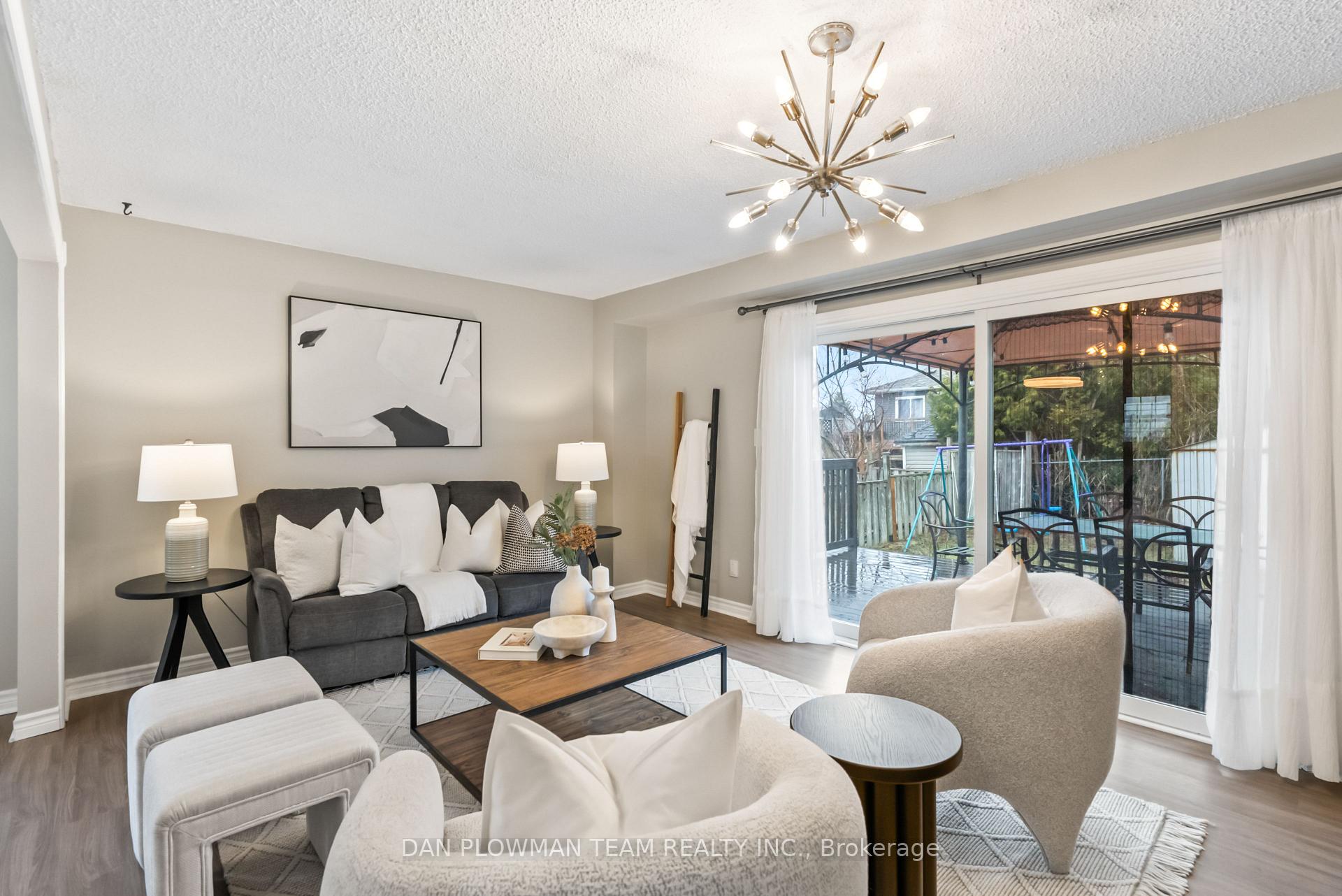 Photo 24 of 979 Southgate Drive, Oshawa, Donevan — HOMEH