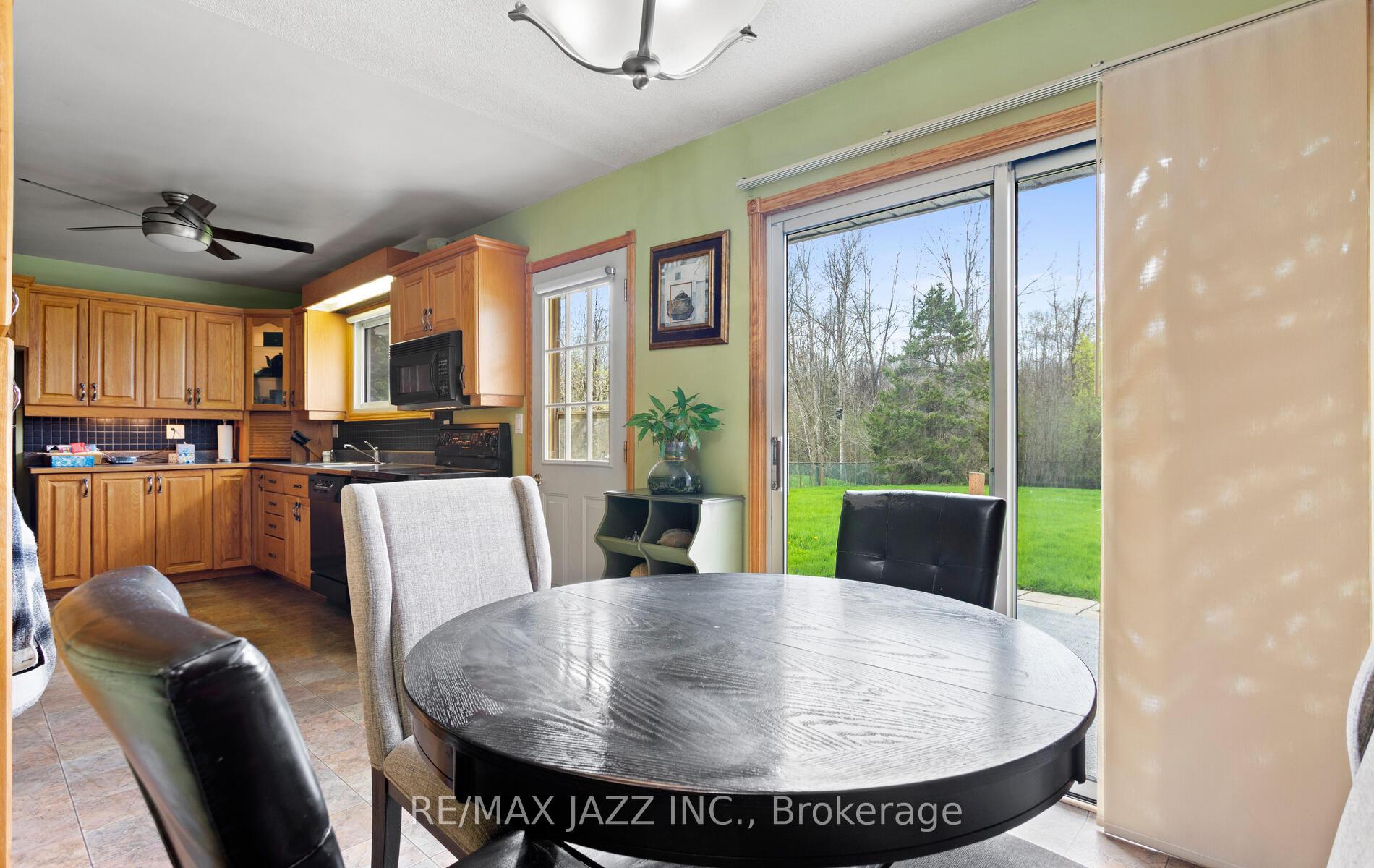 Photo 23 of 179 Montrose Road, Quinte West, Sidney Ward — HOMEH