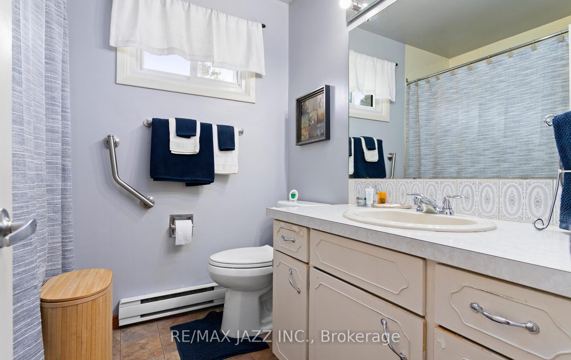 Photo 7 of 179 Montrose Road, Quinte West, Sidney Ward — HOMEH