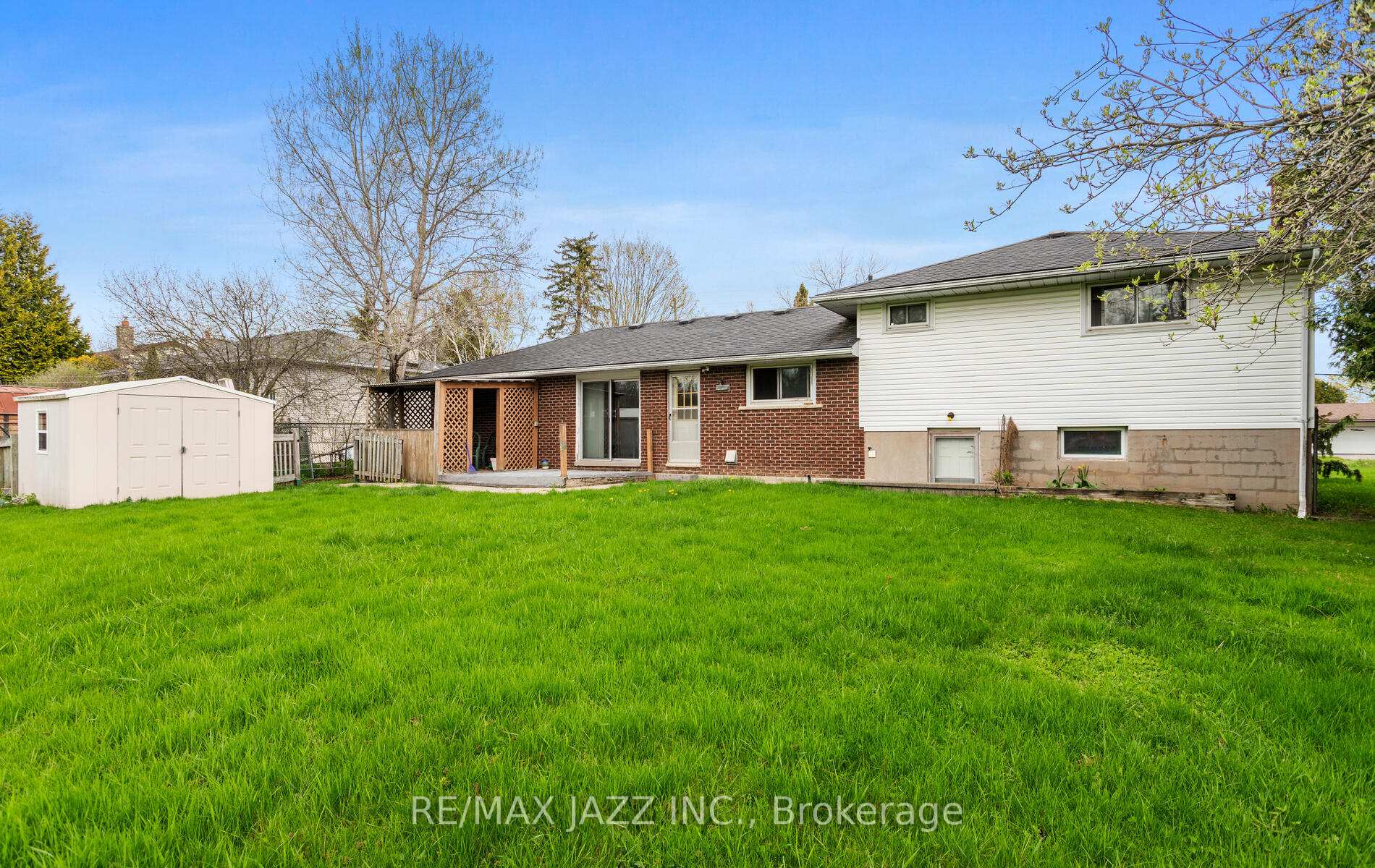 Photo 15 of 179 Montrose Road, Quinte West, Sidney Ward — HOMEH