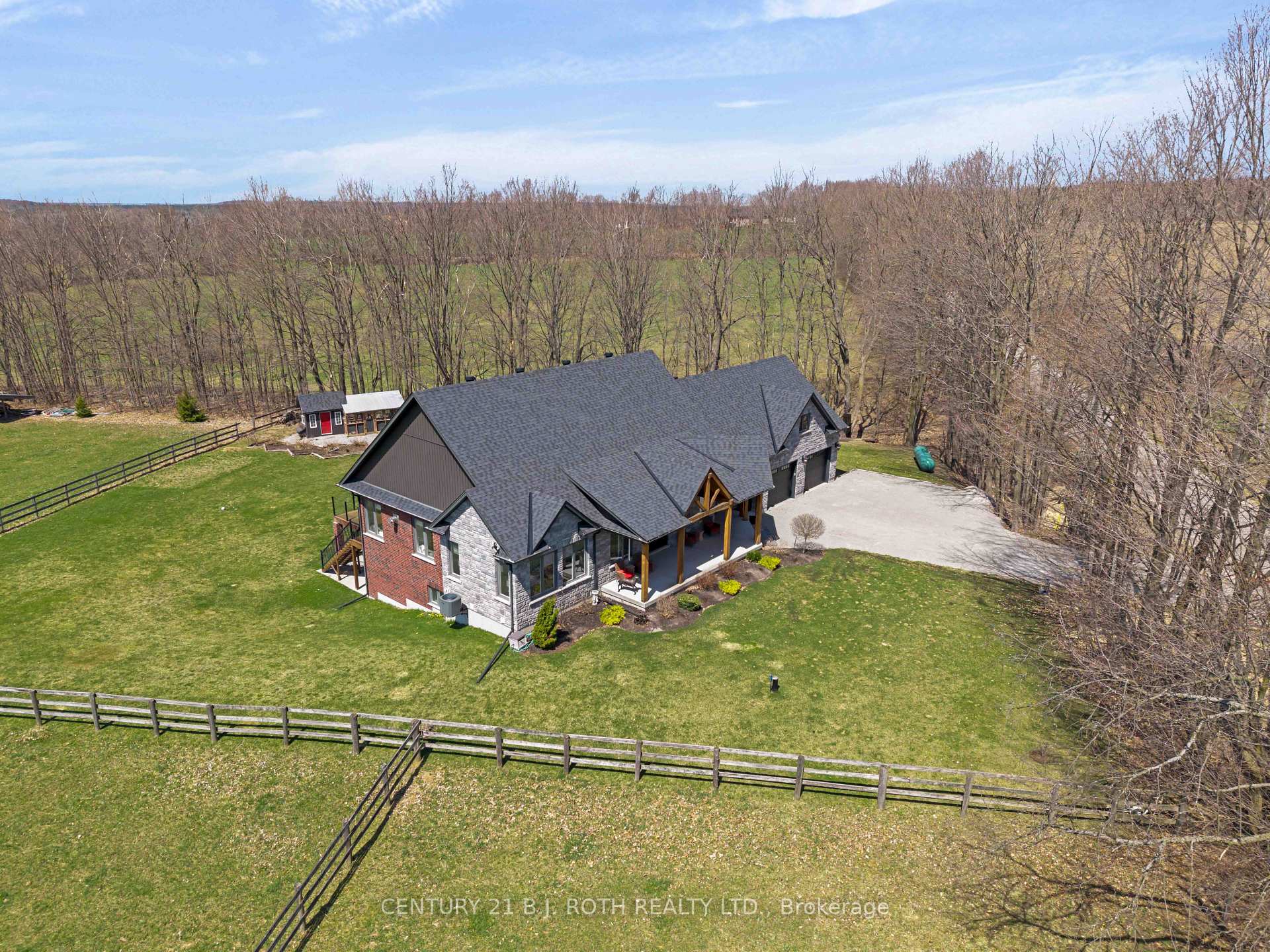 Photo 3 of 4580 2 Line N, Oro-Medonte, Rural Oro-Medonte — HOMEH
