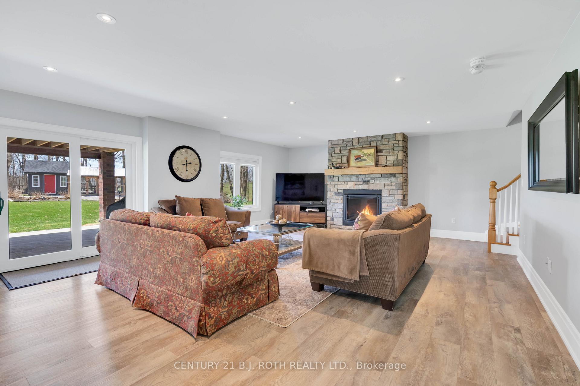 Photo 13 of 4580 2 Line N, Oro-Medonte, Rural Oro-Medonte — HOMEH