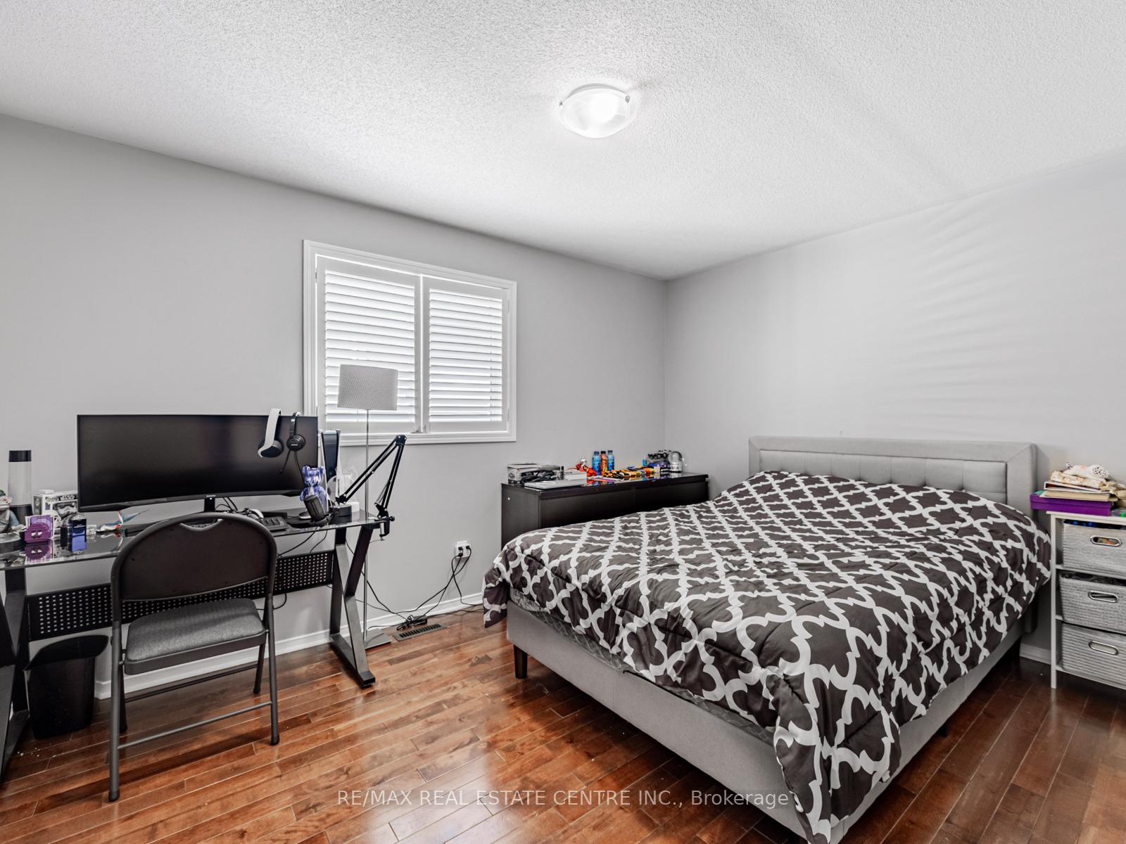 Photo 4 of 90 Solmar Avenue, Whitby, Taunton North — HOMEH