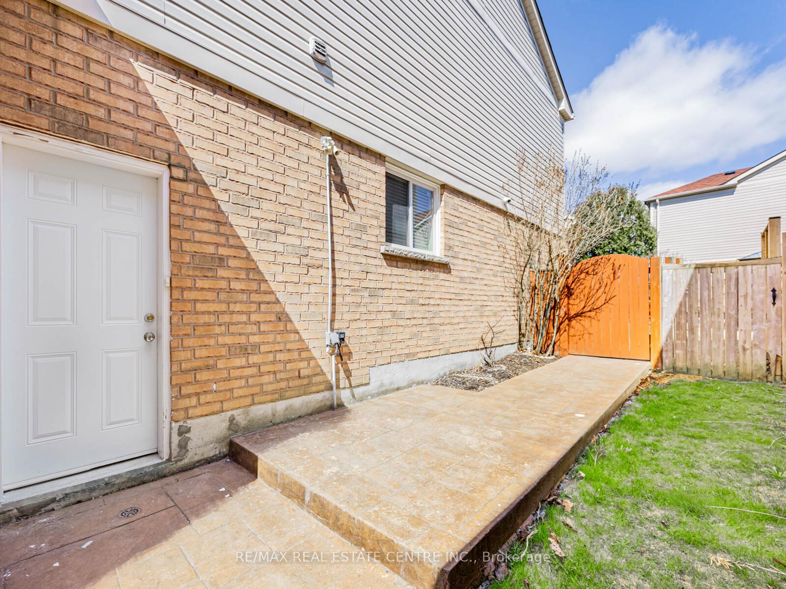 Photo 27 of 90 Solmar Avenue, Whitby, Taunton North — HOMEH