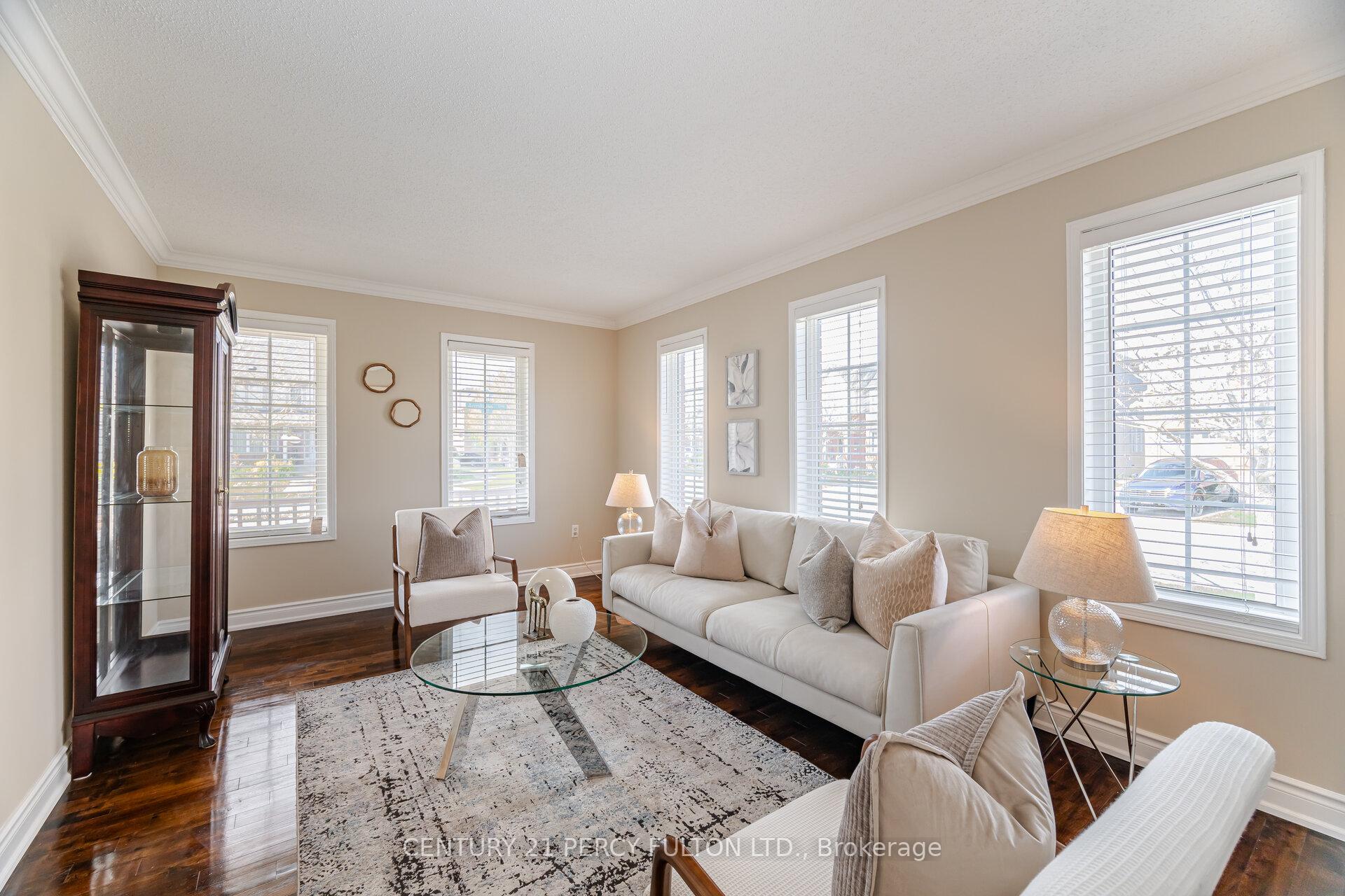 Photo 6 of 1 Armitage Crescent, Ajax, Northwest Ajax — HOMEH
