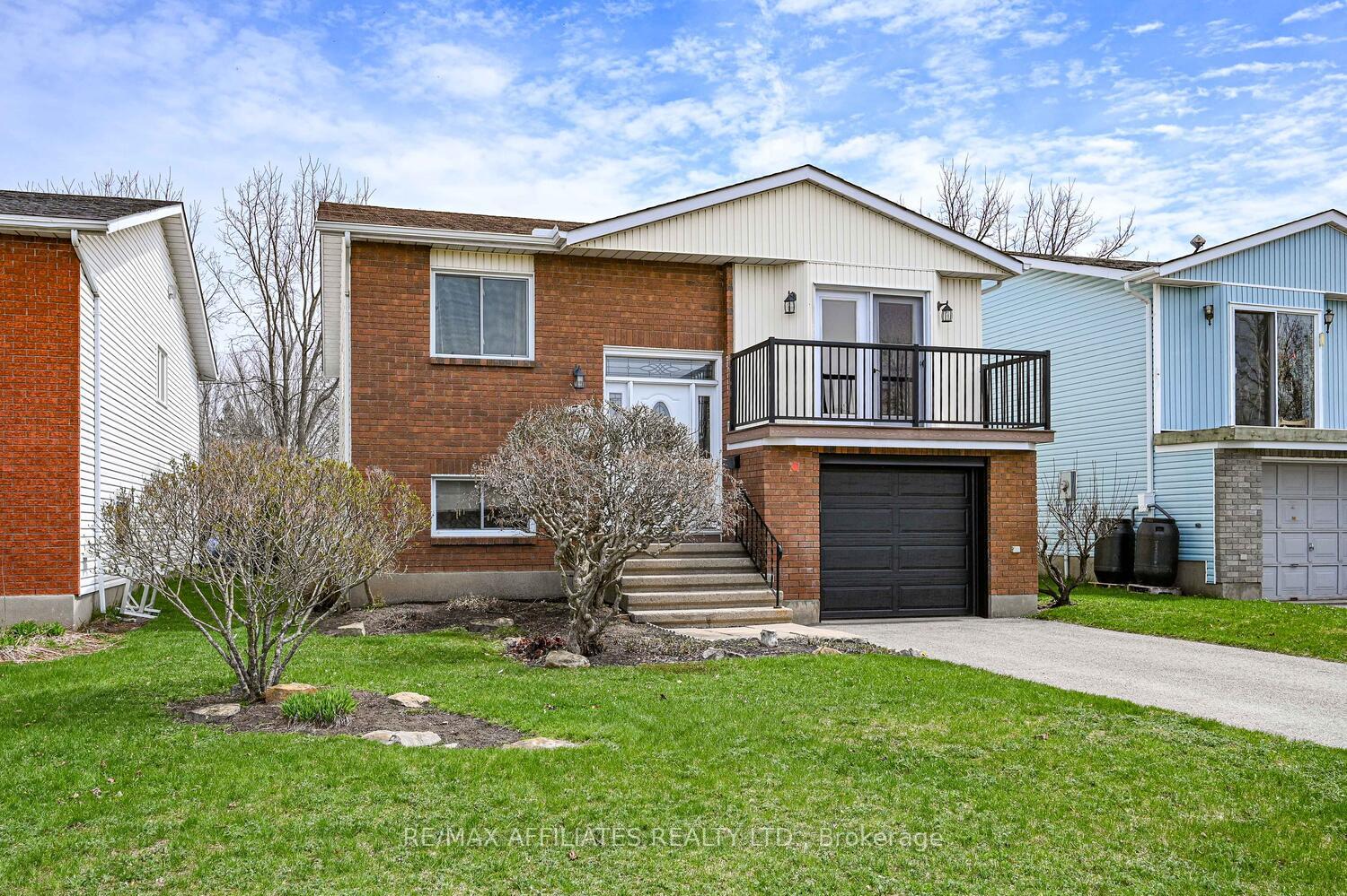 Photo 1 of 73 Merrick Street, Smiths Falls — HOMEH