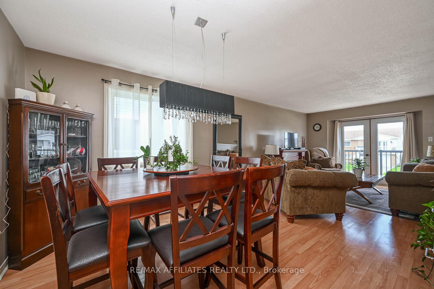 Photo 32 of 73 Merrick Street, Smiths Falls — HOMEH