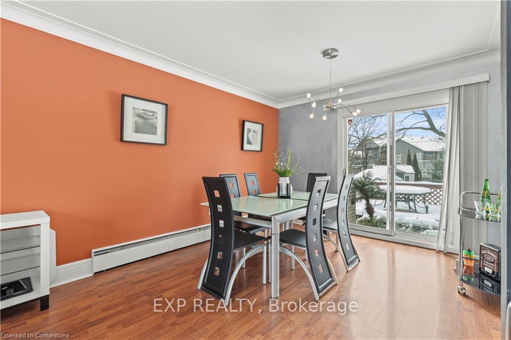 Photo 12 of 504 Carlton Street, St. Catharines, Carlton/Bunting — HOMEH