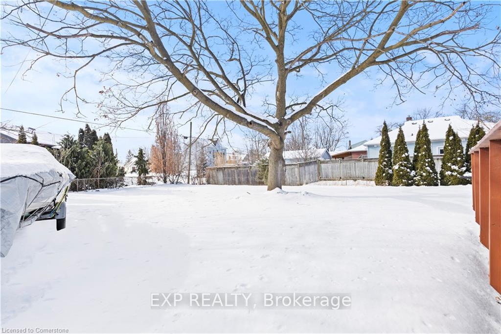Photo 14 of 504 Carlton Street, St. Catharines, Carlton/Bunting — HOMEH