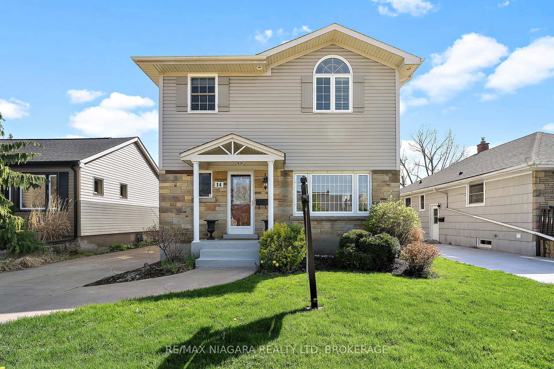 Photo 1 of 14 Cliff Road, St. Catharines, Old Glenridge — HOMEH