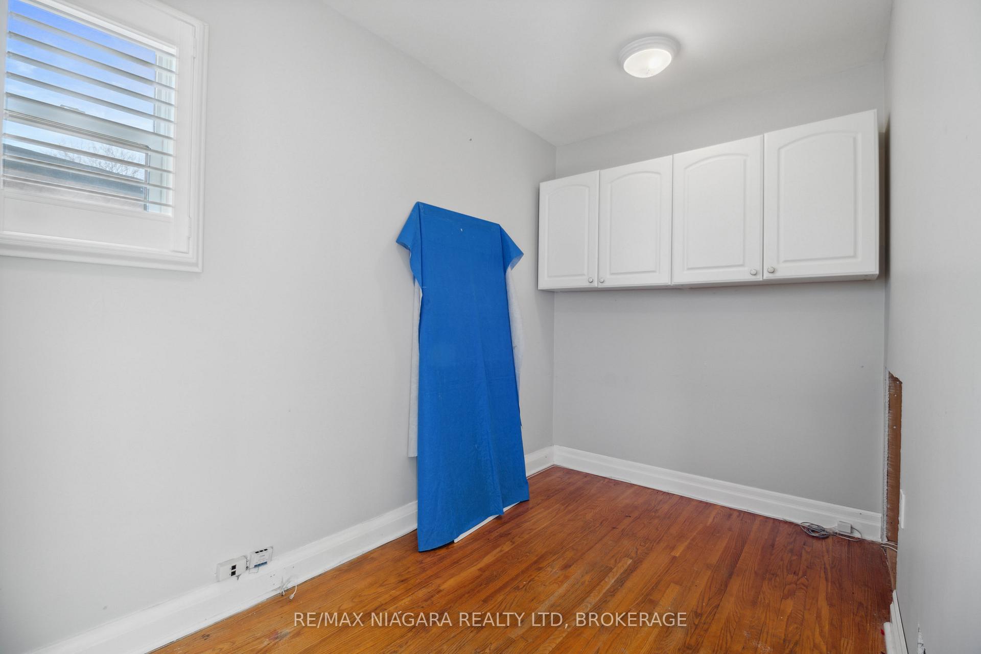 Photo 6 of 14 Cliff Road, St. Catharines, Old Glenridge — HOMEH