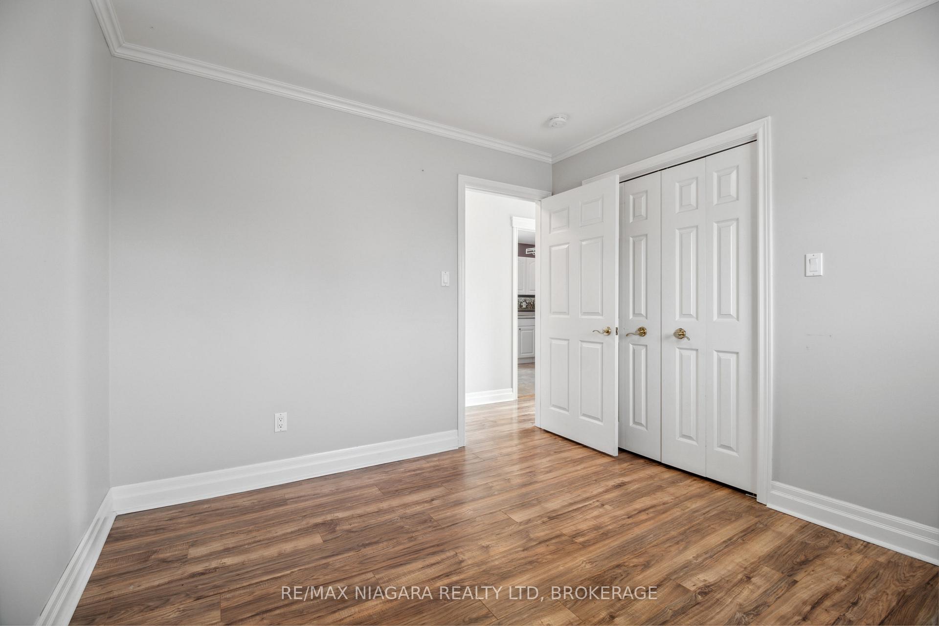Photo 7 of 14 Cliff Road, St. Catharines, Old Glenridge — HOMEH